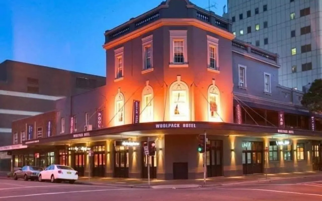 Woolpack Hotel