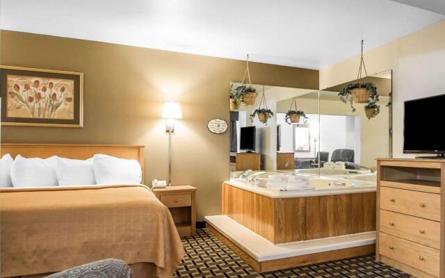 Quality Inn Mauston I-90