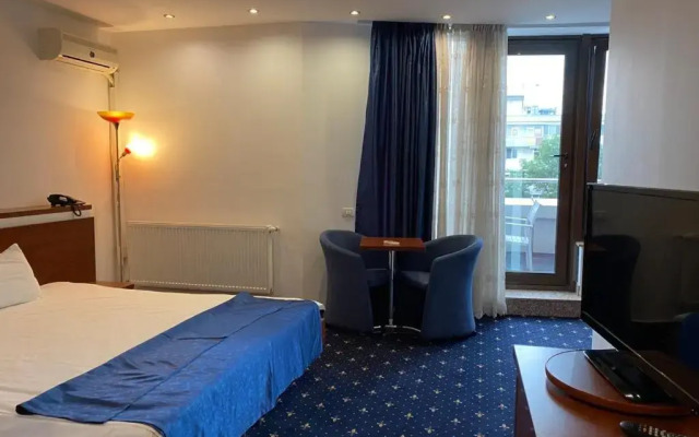Samaa Hotel
