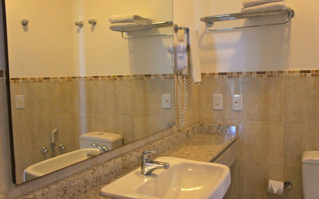 Hotel Marambaia Cabeçudas