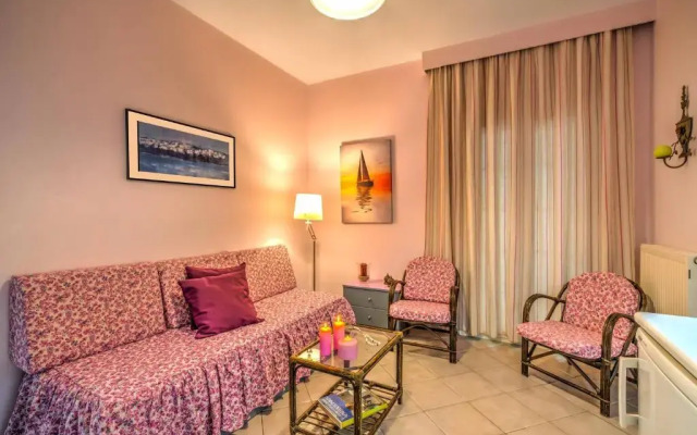 BBQ-Balcony-42Mbps-King-Backyard-Full Kitchen-2
