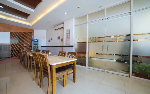 RedDoorz Premium @ Korea Town Angeles City