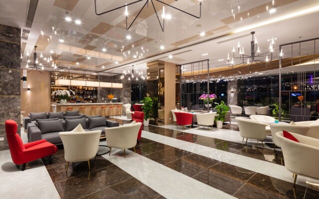 D'Qua Hotel
