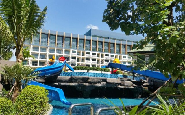 Pool View in Laguna Beach Resort 2