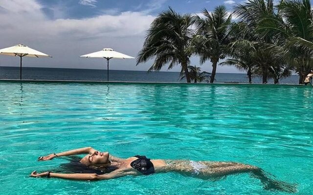 Villa Del Sol Beach resort & Spa