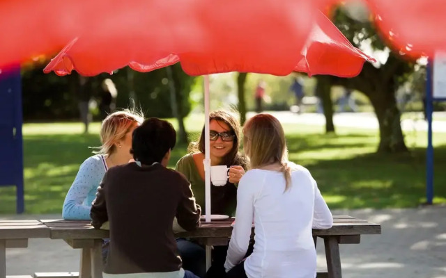 Becket Court - University of Kent - Campus Accommodation