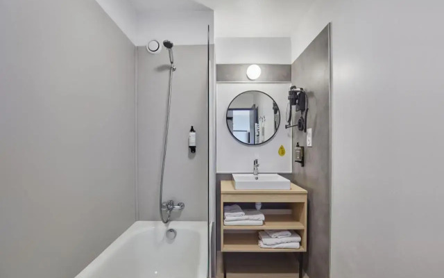 Quality Hotel & Suites Floridianes