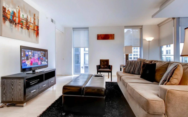 Global Luxury Suites at Chinatown