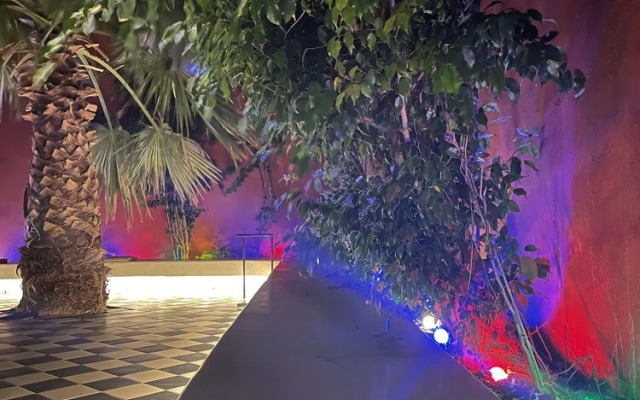 Art Of Living - Hostel