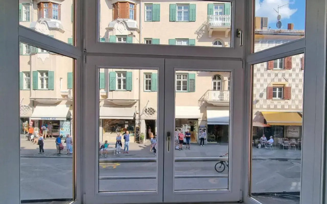 Rosa Apartment with parking historic city center