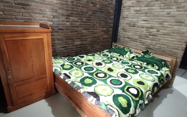 Homestay Kurnia - Hostel
