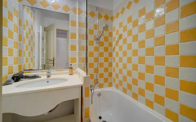 IMMOGROOM - 3 Rooms - Renovated - Pool - Air conditioning - Parking - Wifi