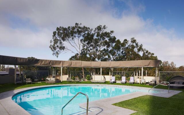 Hilton Long Beach Hotel