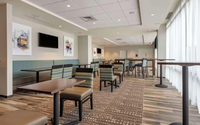 Comfort Inn and Suites