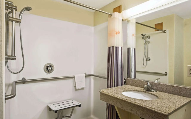 La Quinta Inn & Suites by Wyndham Salina