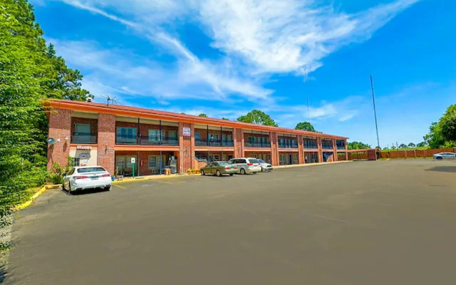 Sunrise Inn By OYO Albany