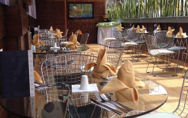 Hotel Colombians Suite