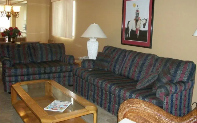 Four Seasons Racquet Club Condominiums