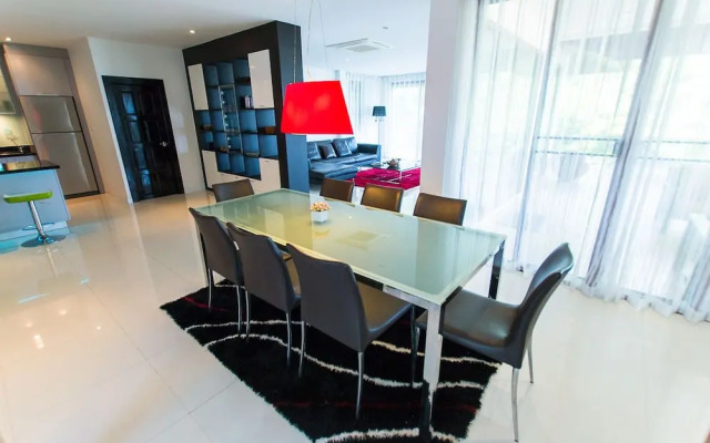 Luxury Seaview Pool Villa at Chalong