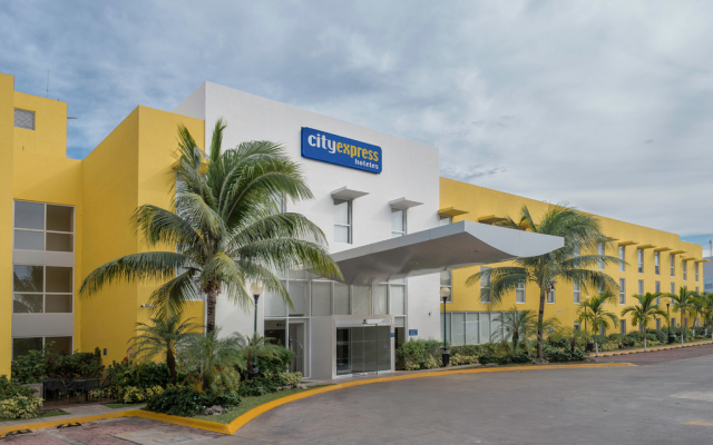 City Express by Marriott Playa Del Carmen