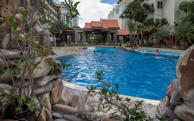 Empress Angkor Resort & Spa