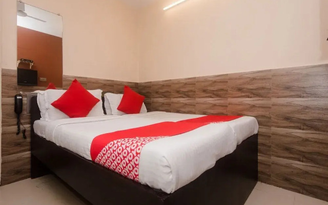 OYO 4269 Hotel Sai Residency