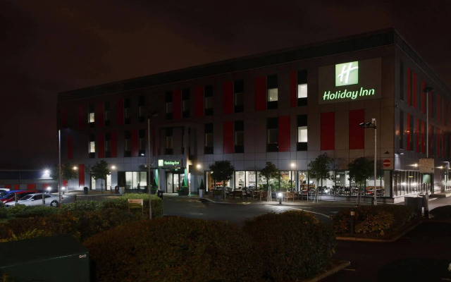 Holiday Inn London - Luton Airport by IHG
