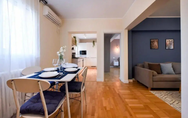 THE DREAM Apartment - Near Radisson Hotel