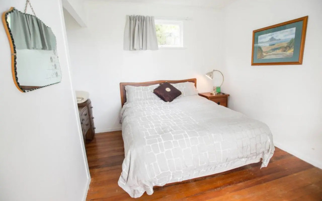 Nigel's Crib - Coopers Beach Holiday Home