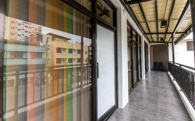 OYO 476 Hedda Hotel (Quarantine Hotel)  (Vaccinated Staff)