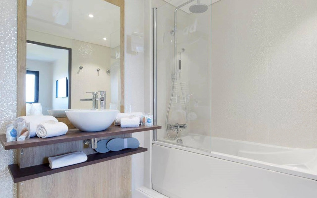Kyriad Prestige Residence & Spa Cabourg - Dives-sur-Mer