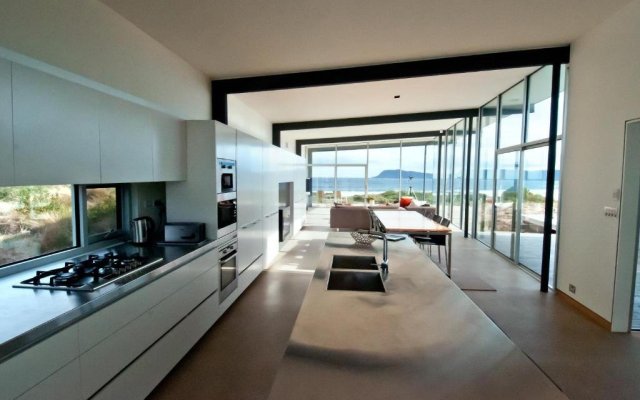 Cloudy Bay Beach House