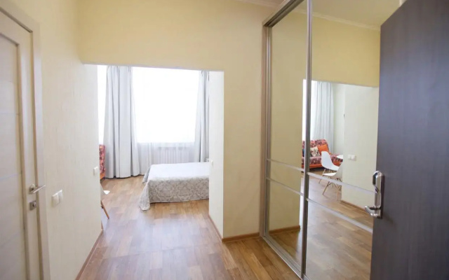 Саквояж на улице Партизана Железняка 40Б