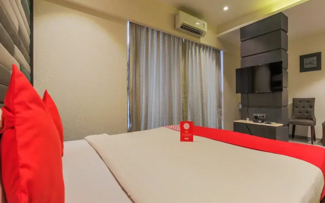 OYO 8039 Hotel Supreme Grande