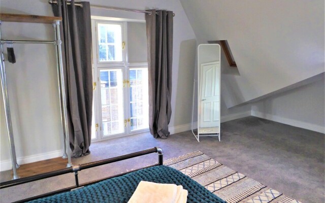 Town Hall Lofts Settle Apartment 2