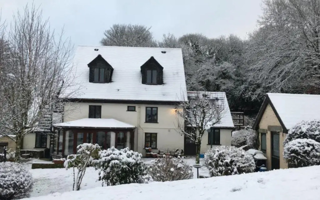 Demelza Cottage Apartment