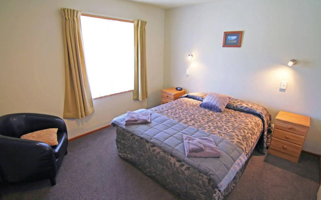Alpine Garden Motel