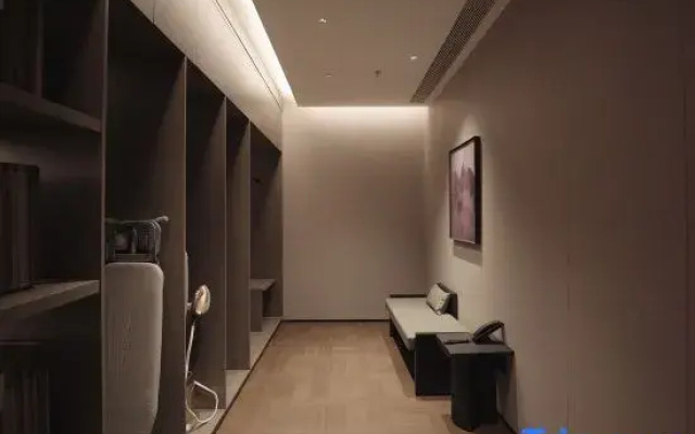 Shantou Railway Station Huangshan Road Atour Hotel