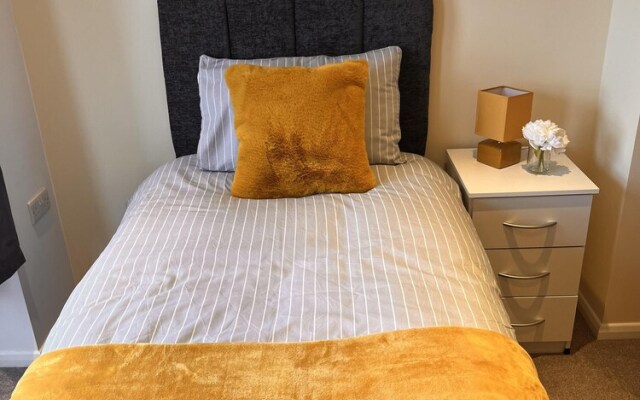 Central Location 2-bed Apartment in Maidstone