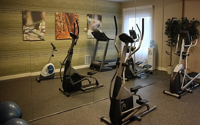 Holiday Inn Express Munising-Lakeview by IHG