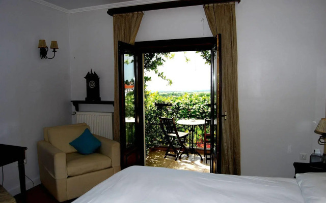 Jennifer Home Hotel