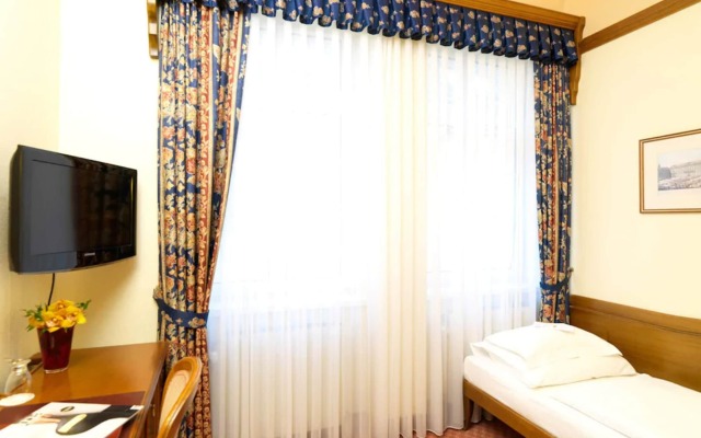 Hotel City Central
