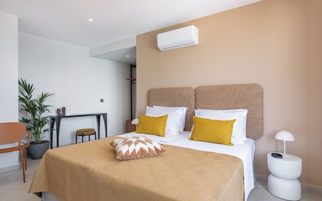 Theta Boutique Hotel