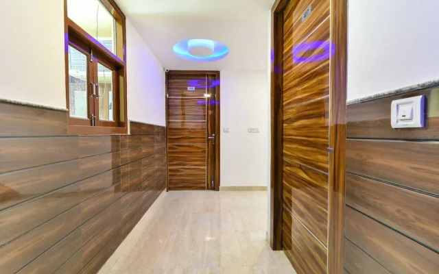 Fabhotel Pearl Suite