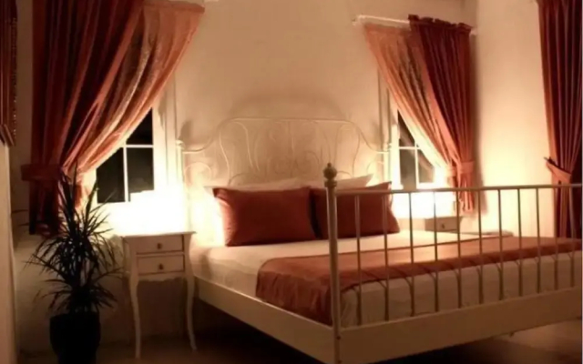 Adelfia Hotel