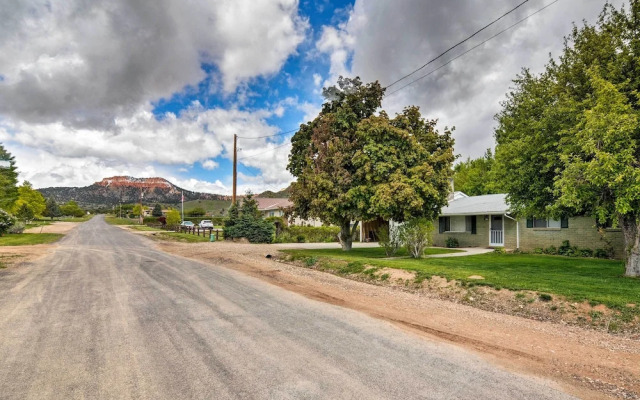 Tropic Getaway Near Bryce Canyon National Park!