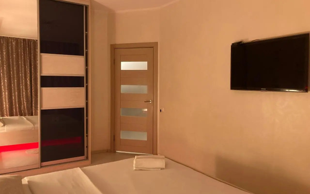 Апартаменты на улице 2-я Военная