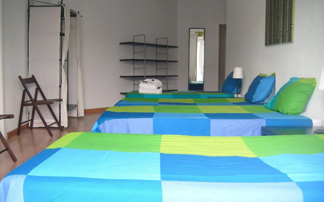 Puerta del Sol Rooms