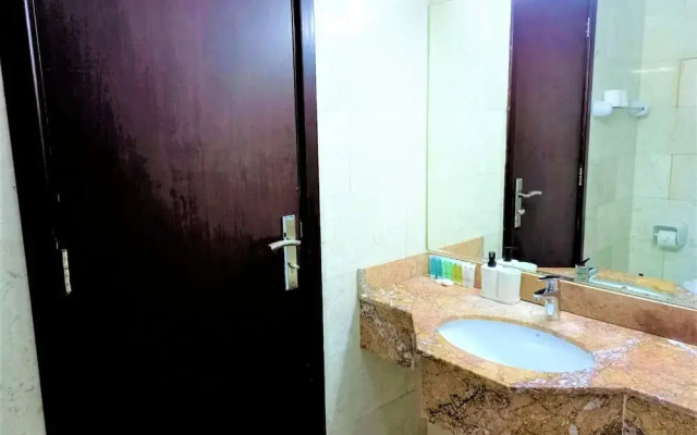 Stunning 1bedroom With Balcony in Business Bay