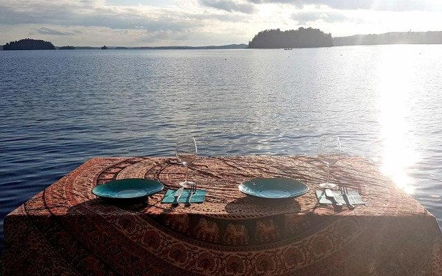 Theater and Beach Apartment